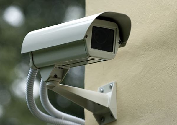 فنى صيانة كاميرات مراقبة