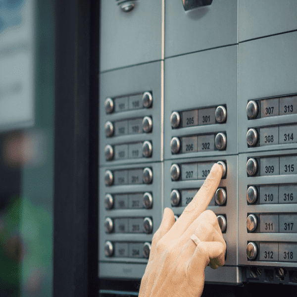 فني تركيب انتركوم